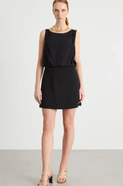 Abito con fascia arricciata - Nero