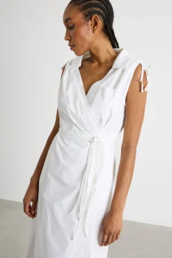 Abito con ricami - Bianco
