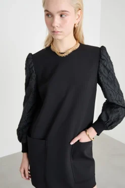Abito corto con maniche jacquard - Nero