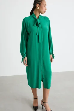 Abito in crepe con collo a foulard - Verde