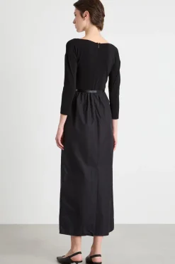 Abito lungo con scollo a V incrociato - Nero