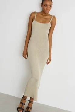 Abito lungo con spille a fiore - Beige