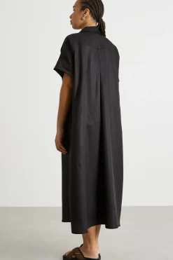 Abito lungo con tasche - Nero