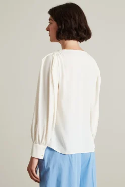Blusa con piega ribattuta - Bianco