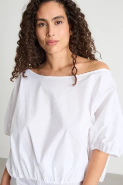 Blusa crop con ampio scollo a barchetta - Bianco