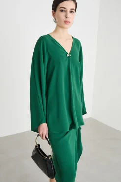Blusa in cady con bottone gioiello - Verde