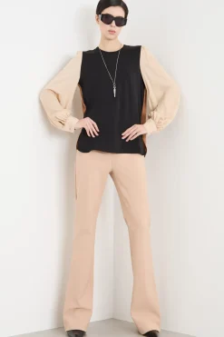 Blusa in charmeuse con maniche a sbuffo - Nero Beige
