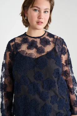 Blusa in pizzo ricamato - Blu