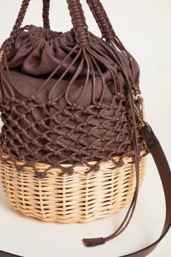 Borsa a secchiello in rete e rattan - Marrone
