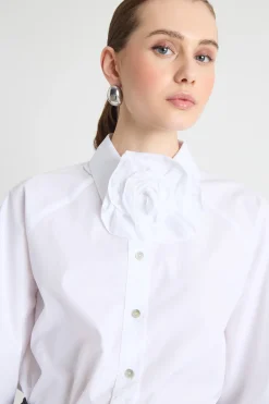 Camicia in popeline con applicazione floreale - Bianco