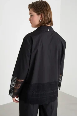 Camicia in popeline e tulle ricamato - Nero