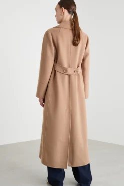 Cappotto doppiopetto con maxi rever - Cammello