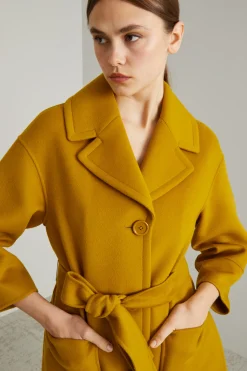 Cappotto in panno con tasche - Senape