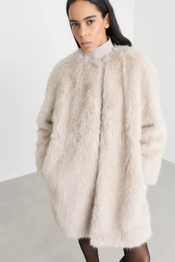 Cappotto in tessuto morbido e caldo - Beige