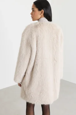 Cappotto in tessuto morbido e caldo - Beige