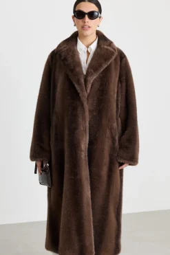 Cappotto lungo in tessuto morbido e caldo - Marrone