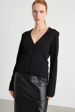 Cardigan con ampio scollo a V - Nero