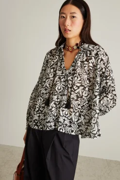 Casacca in mussola con nappine - Nero Bianco