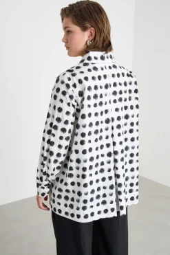 Casacca con contropiega sul retro - Bianco Nero