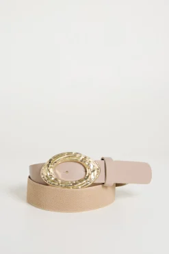 Cintura con fibbia incisa - Beige
