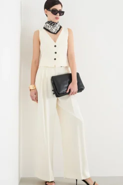 Gilet aderente con tasche - Bianco