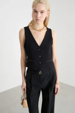 Gilet aderente con tasche - Nero