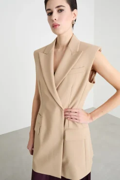 Gilet doppiopetto aderente - Beige