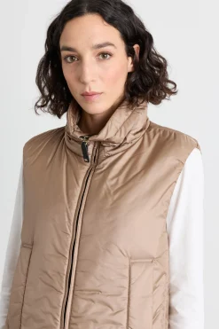 Gilet imbottito in tela antigoccia - Cammello