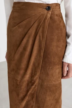 Gonna tubino con motivo drappeggiato - Marrone