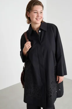 Impermeabile in twill antigoccia con ricamo - Nero