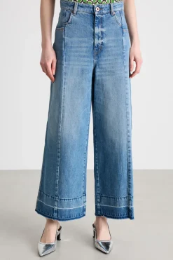 Jeans ampio con impunture - Azzurro