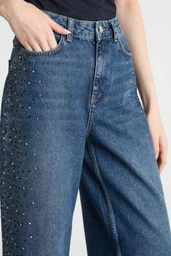 Jeans ampio con strass - Blu