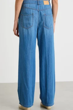 Jeans dalla linea morbida - Blu