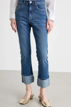 Jeans dritto con risvolto alto - Blu