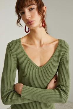 Maglia a coste con scollo a V - Verde Salvia