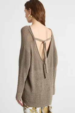 Maglia con ampia scollatura sulla schiena - Grigio