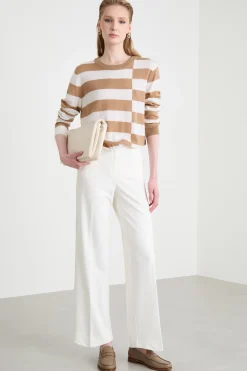 Maglia con scollo tondo - Cammello Bianco