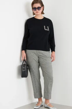 Maglia con taschino ricamato - Nero