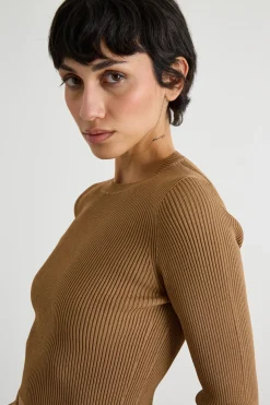 Maglia crop a coste - Cammello