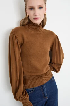 Maglia dolcevita con maniche ampie - Marrone