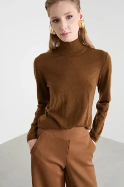 Maglia dolcevita leggera - Marrone