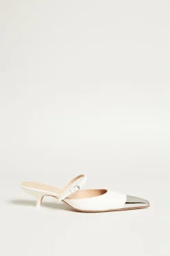 Mule con puntale in metallo - Latte