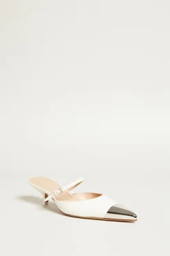 Mule con puntale in metallo - Latte
