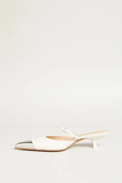 Mule con puntale in metallo - Latte
