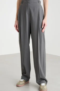 Pantalone ampio con pieghe - Grigio
