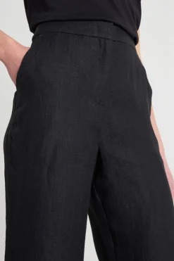 Pantalone con fondo svasato - Nero