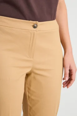 Pantalone crop aderente in gabardina - Cammello
