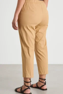 Pantalone crop aderente in gabardina - Cammello
