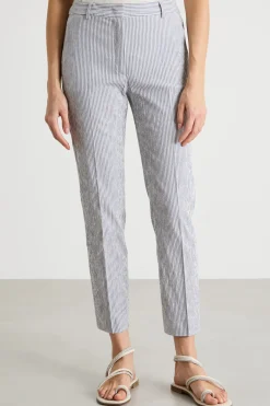 Pantalone crop a sigaretta in seersucker - Blu Bianco