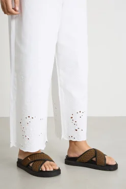 Pantalone in bull con ricami - Bianco